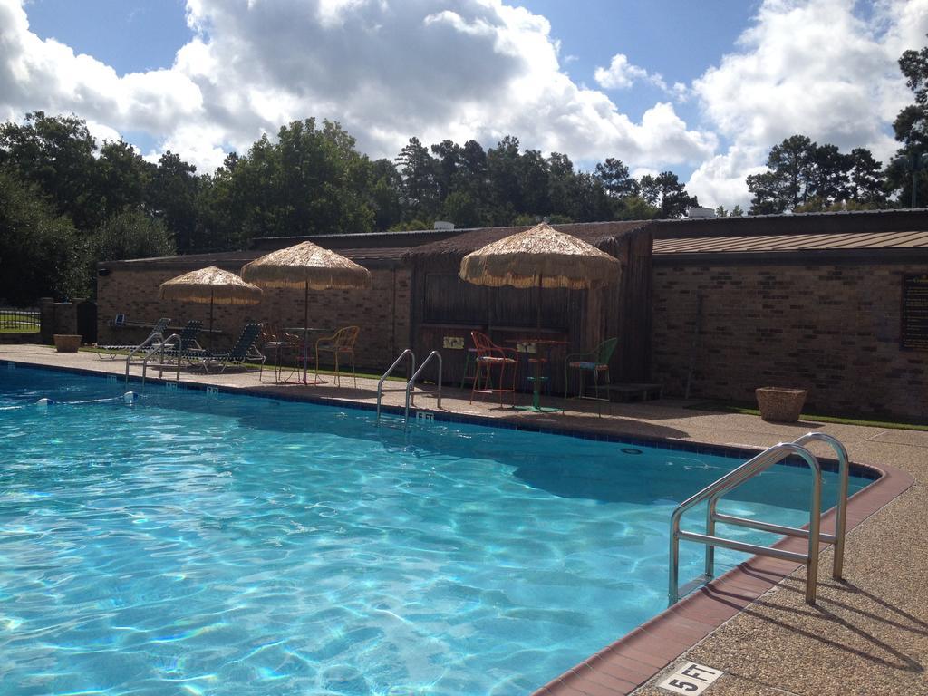 Crown Colony Villas Lufkin Luaran gambar